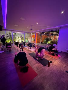 EXHALE Yoga STUDIO Brooklin em null