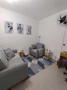 Psicóloga Carla Gonçalves em null