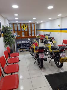 Auto Escola Nova Largo 13 em null