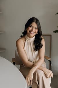 Dra. Jéssica Neves, Psiquiatra em null