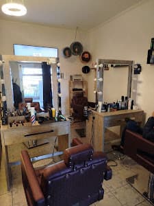 Barba Cabelo e Bigode em null